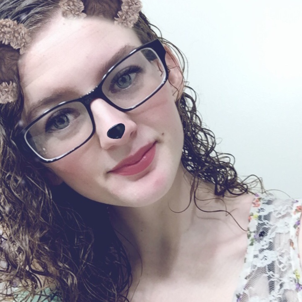 Meet your Posher, Lily